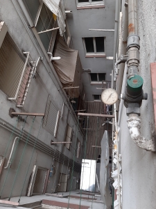 facciate con servitù